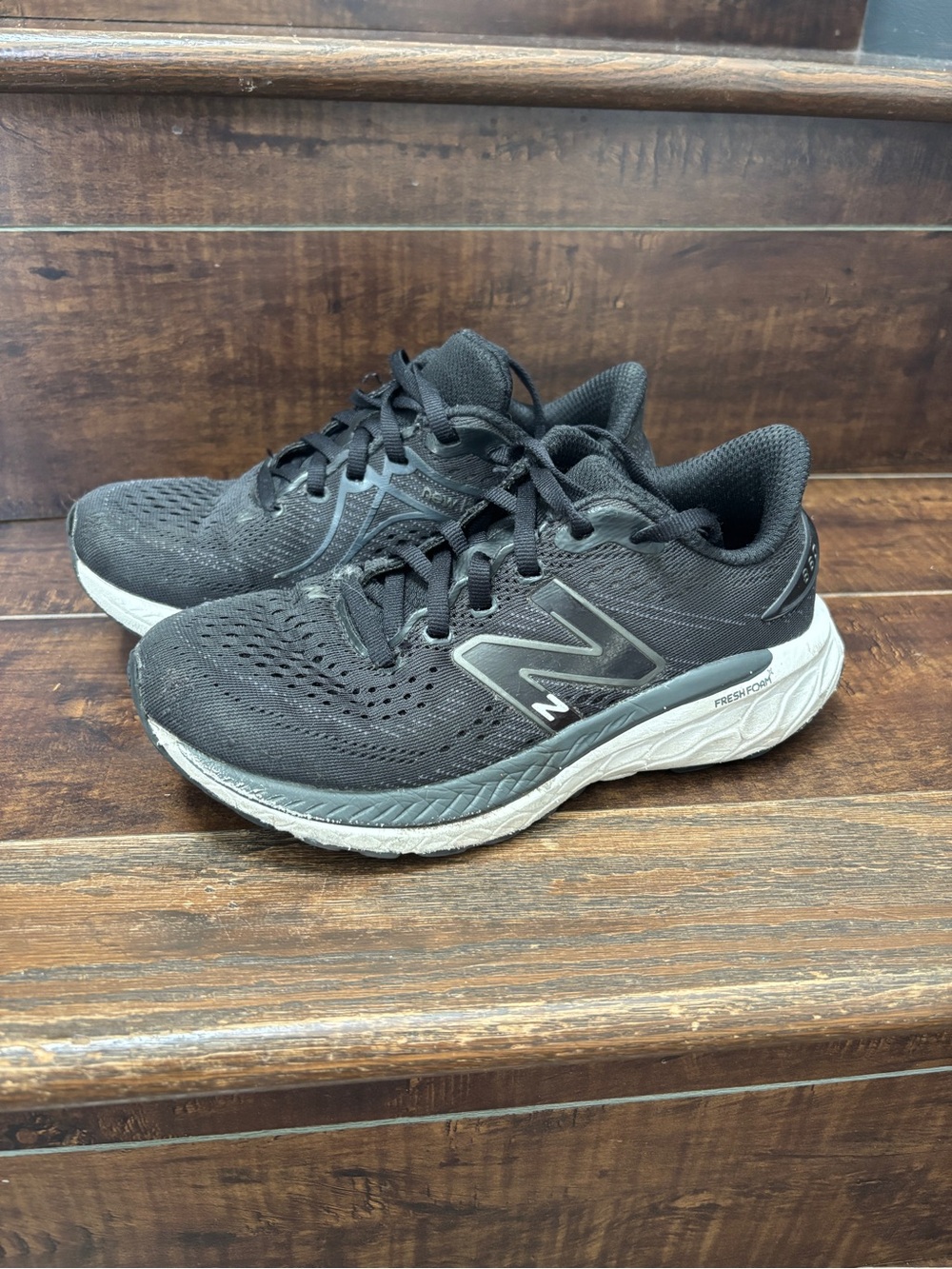 New Balance Black & White Athletic Sneaker